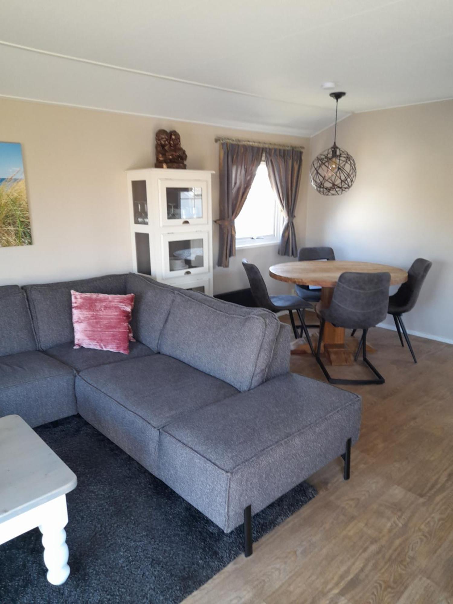 Chalet Makkum C99B Met Prive Gelegen Tuin Aan Het Water 외부 사진